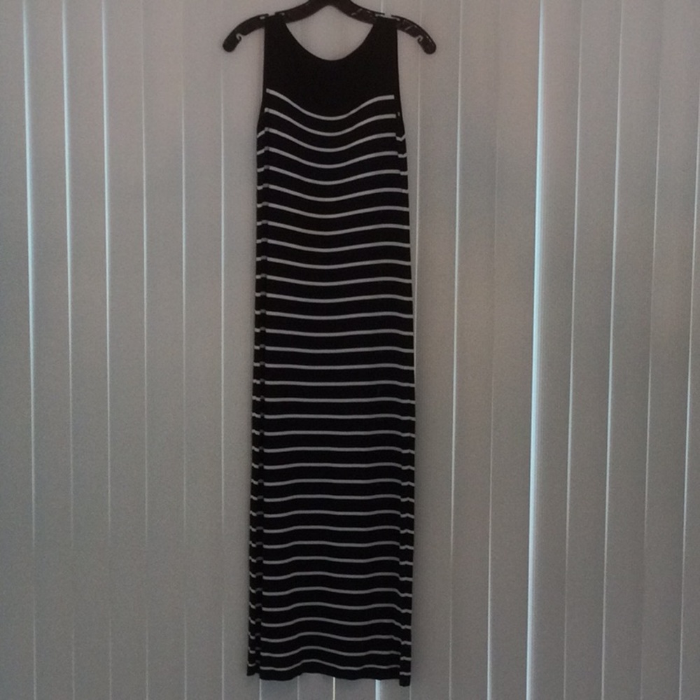 Laundry Sleeveless Long Dress